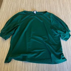 Bundle of 2 women’s tops